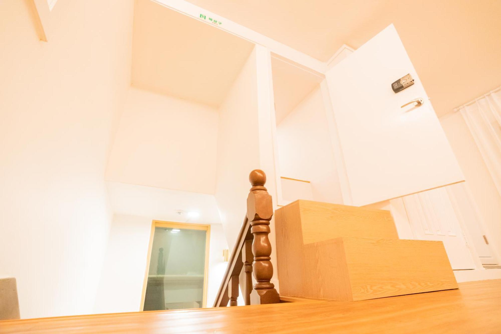 Hotel Huayuanhouse Hq In Hongdae à Séoul Extérieur photo